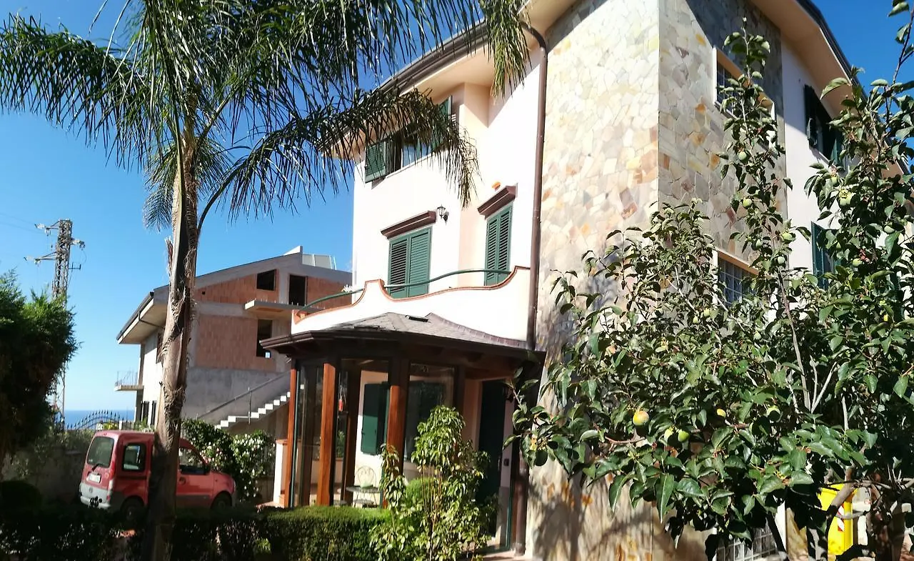 La Collina Capo D'Orlando Bed & Breakfast