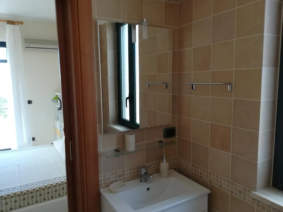 Bed and Breakfast La Collina Капо-д'Орландо Италия